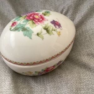 MIKASA  Vintage Floral Egg Trinket Box Bone China  Made Japan White
